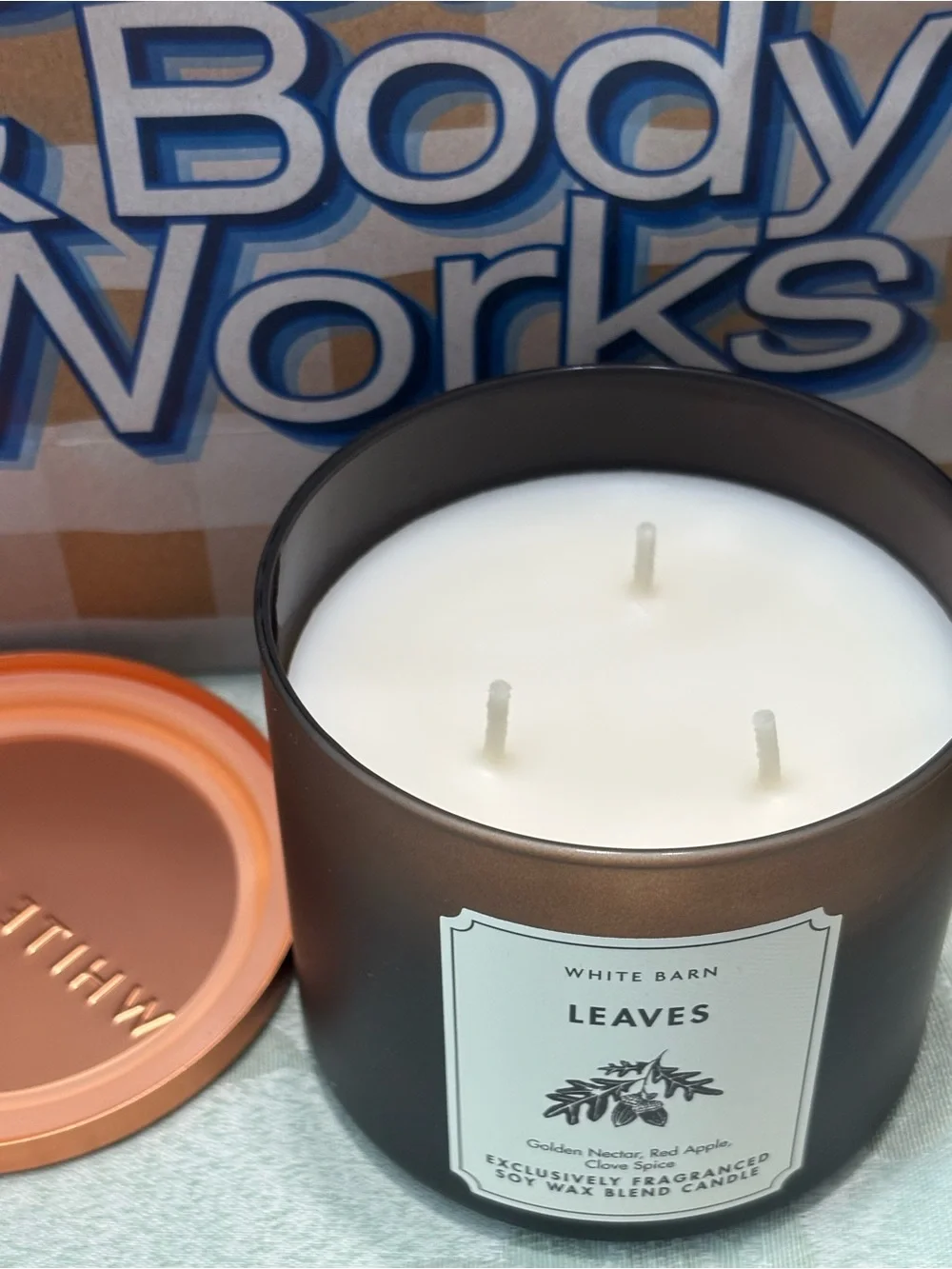 Bath & Body Works White Barn Leaves Three Wick Scented Candle